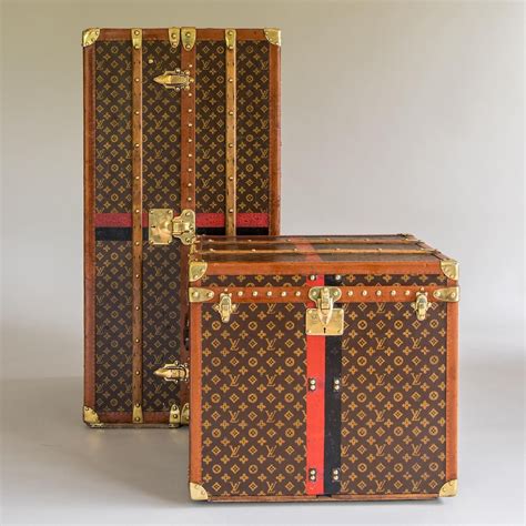 does louis vuitton still make trunks|louis vuitton vintage trunks.